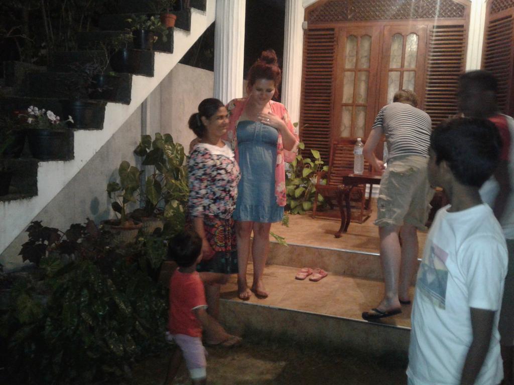 Travellers Home キャンディー エクステリア 写真