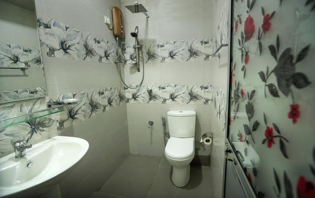 Travellers Home キャンディー エクステリア 写真